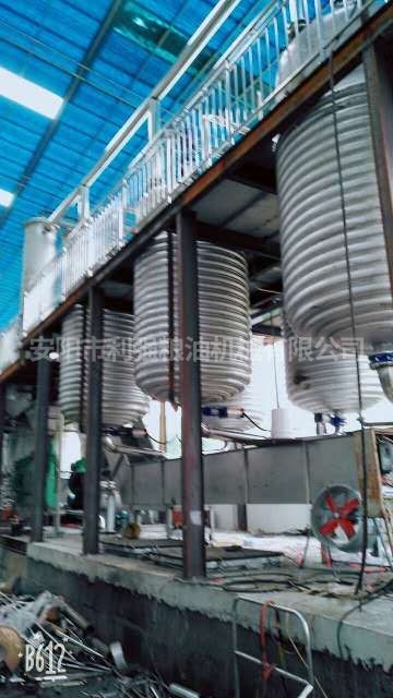 重慶牧歌100噸立式動(dòng)物油熬煉設(shè)備